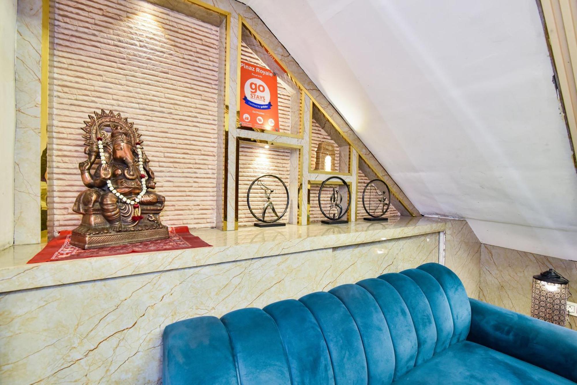 Pinaz Royale Hotel Amritsar Buitenkant foto